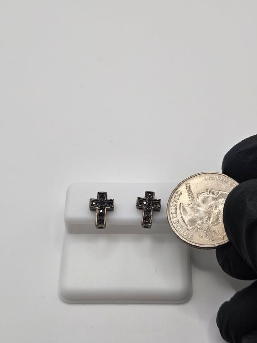 .925 Sterling Silver Black Moissanite Cross Stud Earrings – Passes Diamond - Picture 2 of 4